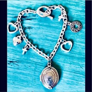 CHARM BRACELET LOCKET OPENS BIBLE SCRIPTURE  FRIENDSHIP LOVE SILVER HEART CROSS